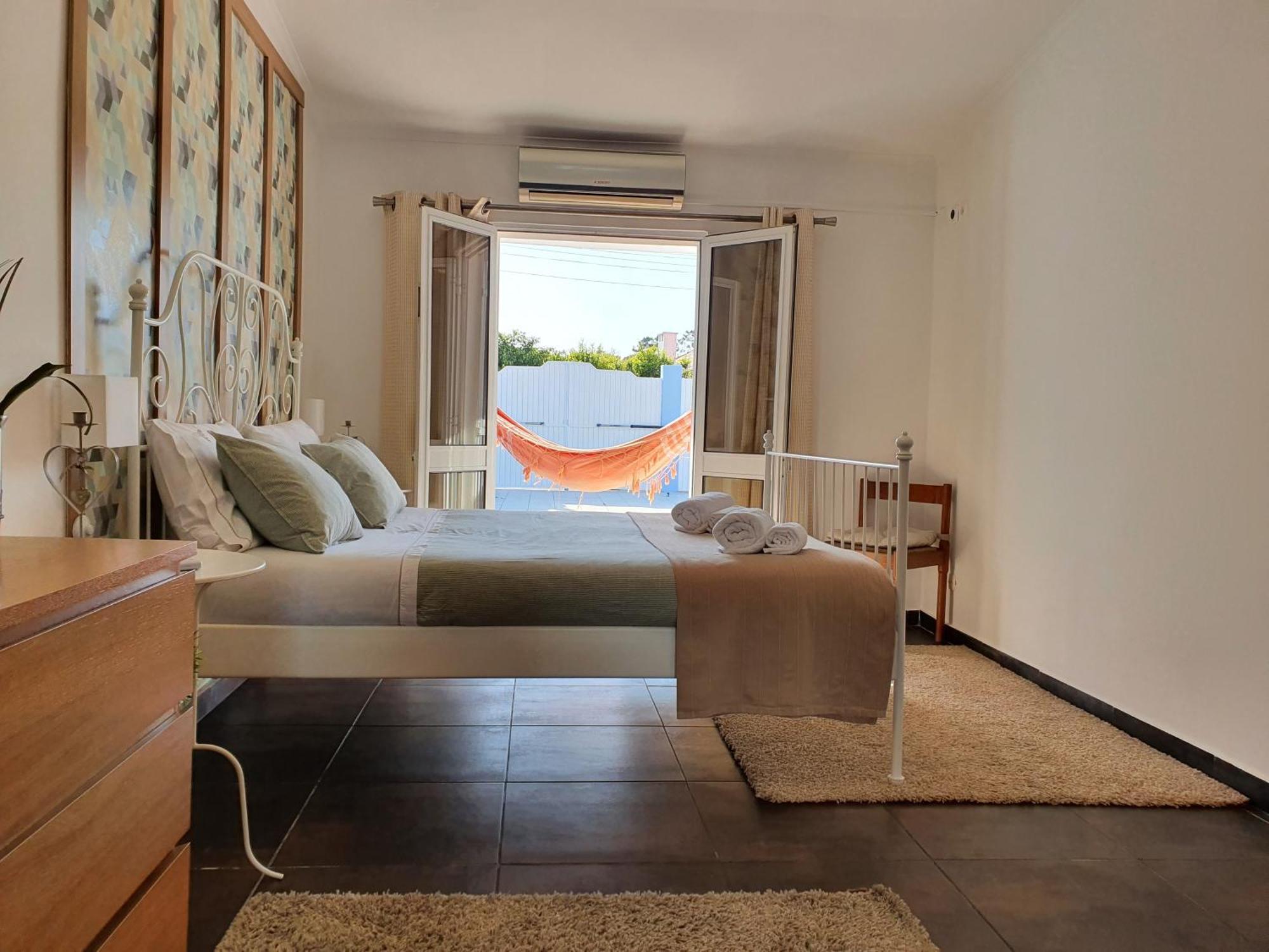 Moradia Familiar Piscina 5Min Praia By Host-Point Charneca  Extérieur photo